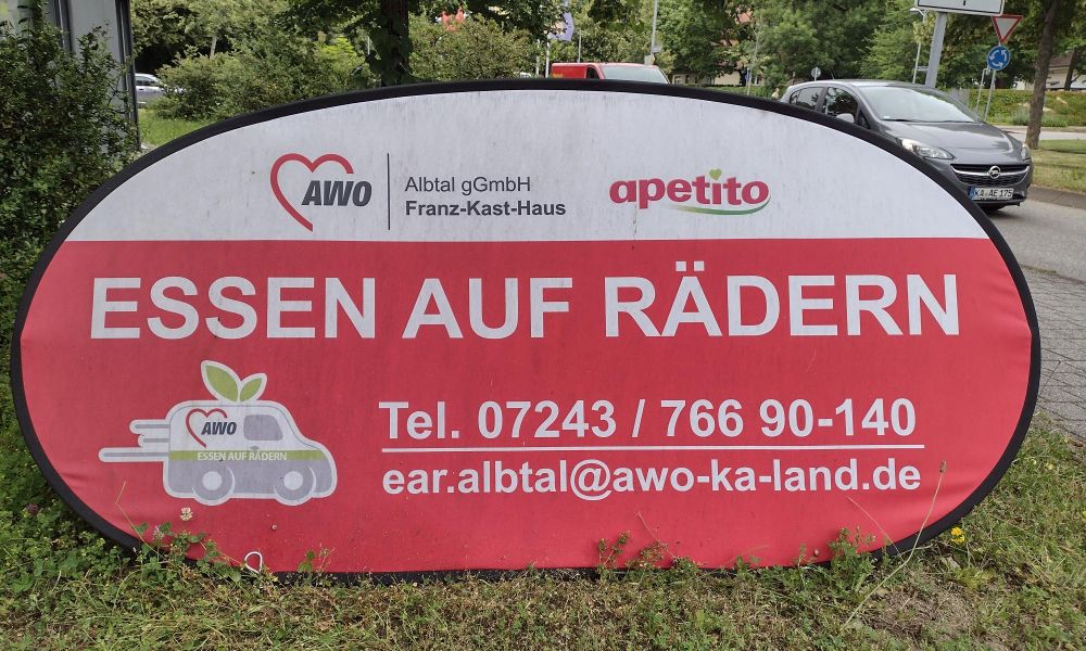 Die AWO bietet zahlreiche Dienstleistungen für Senioren an.