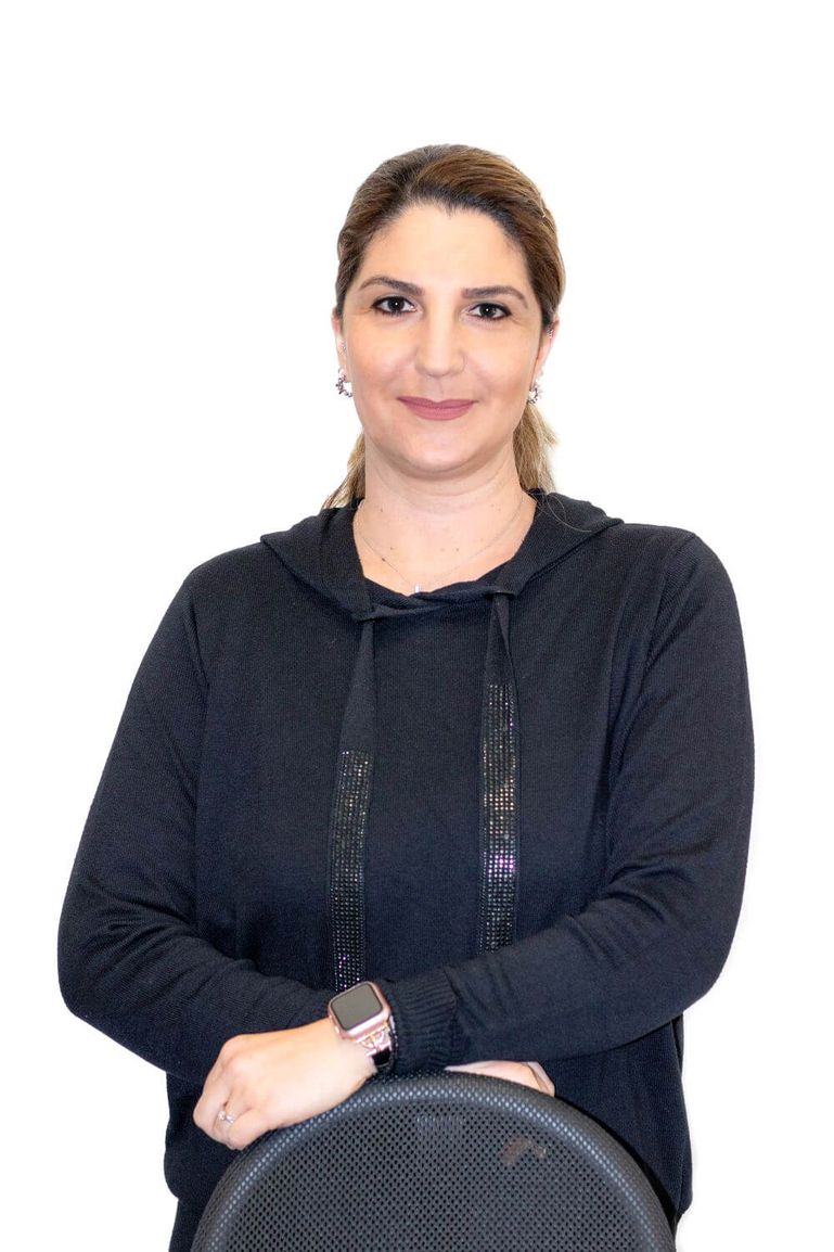 Frau Serap Sen